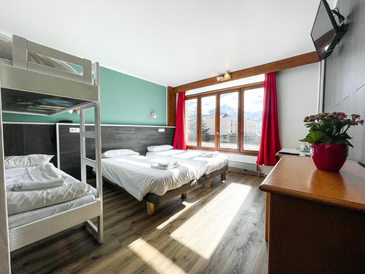 Atmosphere Hotel Les Deux Alpes Exterior photo