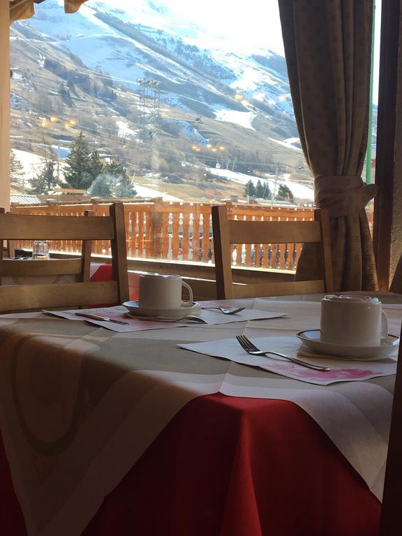 Atmosphere Hotel Les Deux Alpes Exterior photo