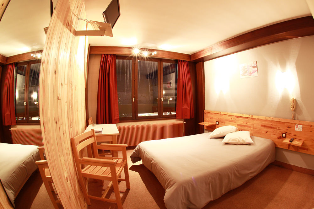 Atmosphere Hotel Les Deux Alpes Exterior photo